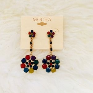 📍SOLD📍Multi colored Dangling Earrings